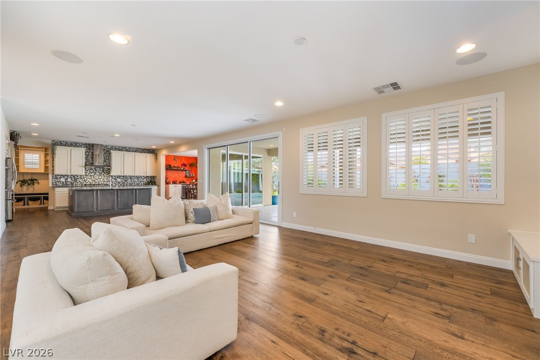 7323 Durand Park Street Las Vegas NV 89166