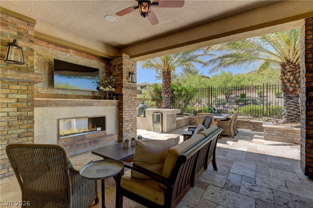 355 Nola Street Las Vegas NV 89138