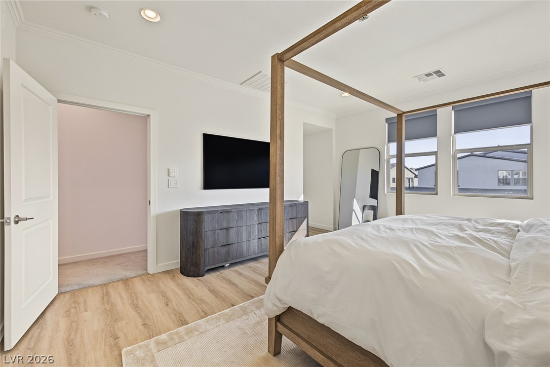 10261 Midnight Meteor Avenue Las Vegas NV 89166