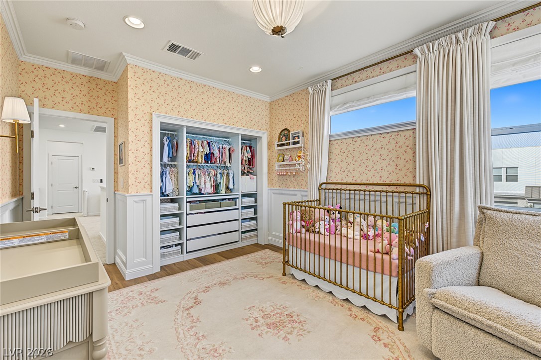 10261 Midnight Meteor Avenue Las Vegas NV 89166
