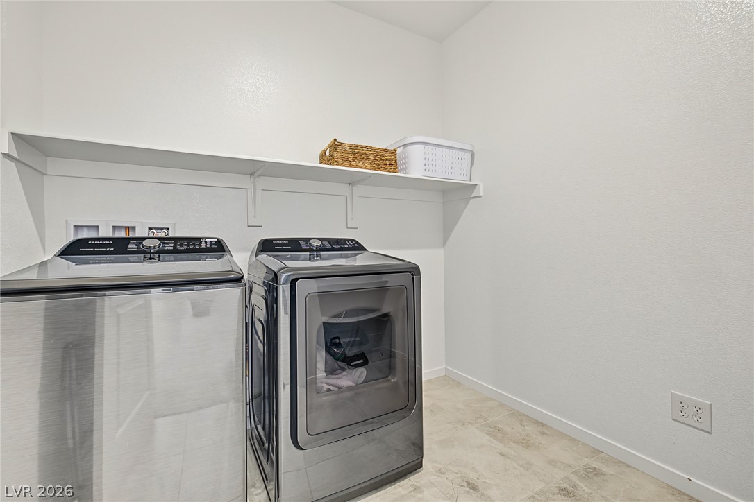 10261 Midnight Meteor Avenue Las Vegas NV 89166