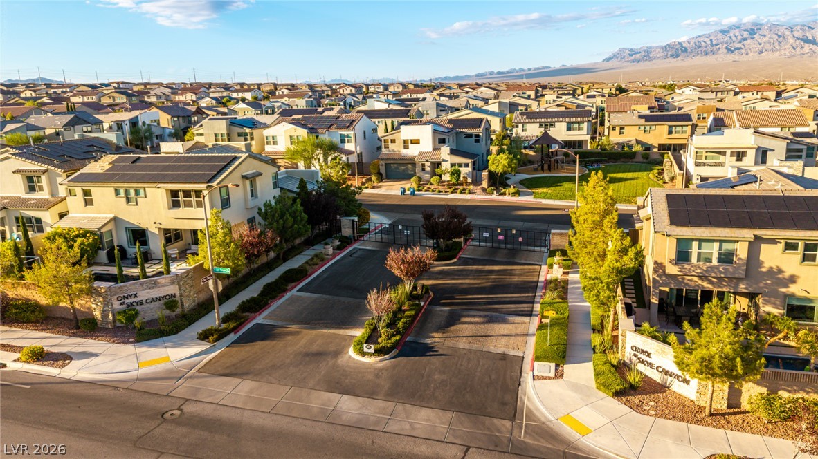 10261 Midnight Meteor Avenue Las Vegas NV 89166