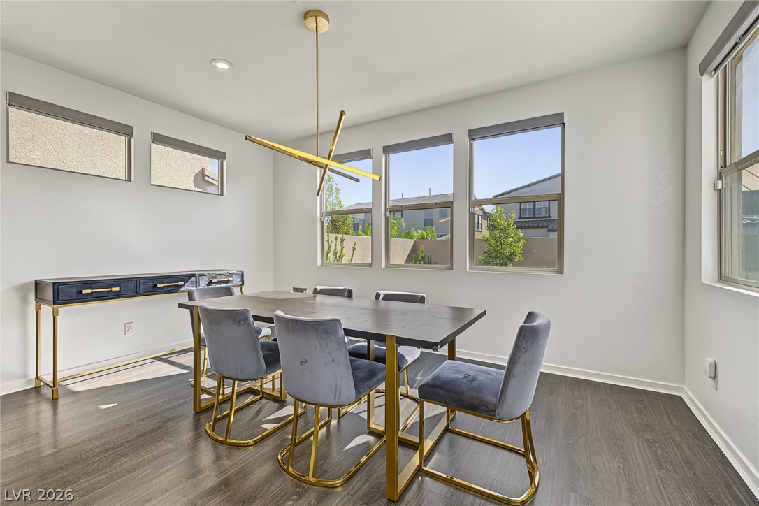10261 Midnight Meteor Avenue Las Vegas NV 89166