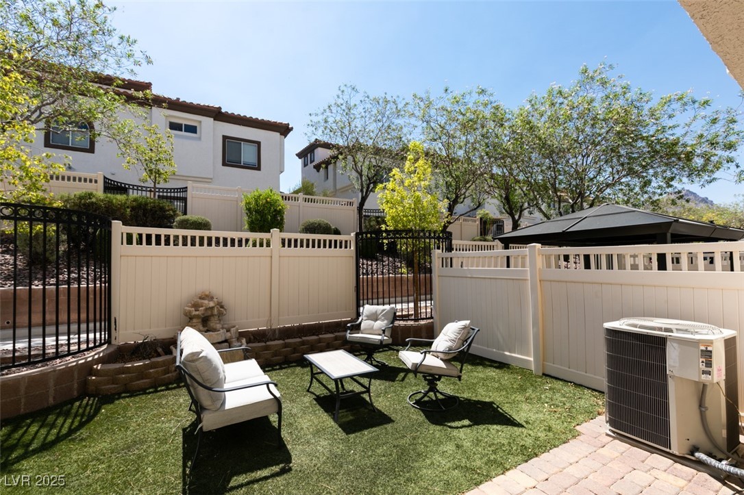 1110 Tuscan Sky Lane 2 Henderson NV 89002