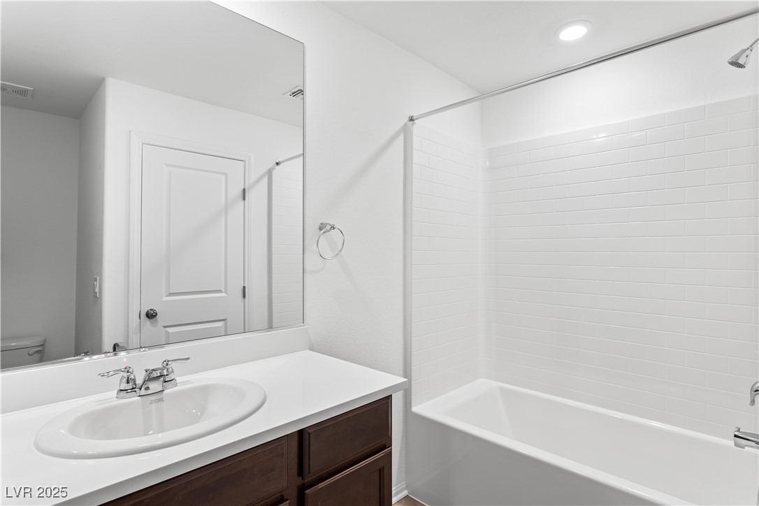 7482 Lodano Avenue Las Vegas NV 89113