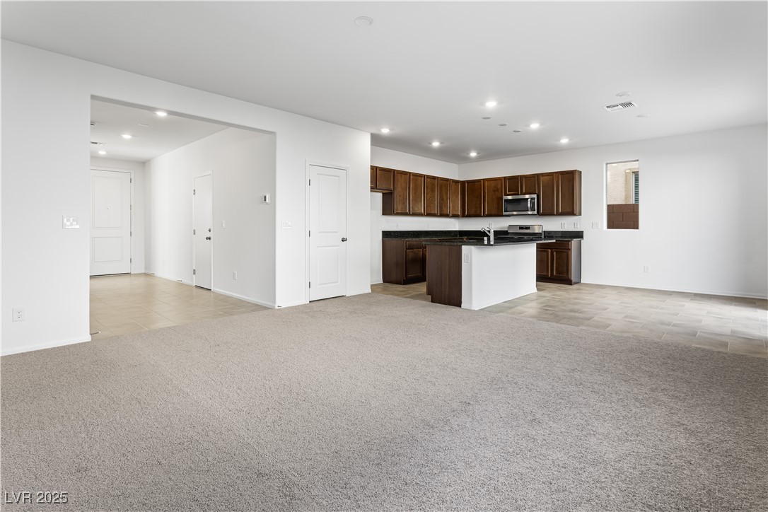 7482 Lodano Avenue Las Vegas NV 89113