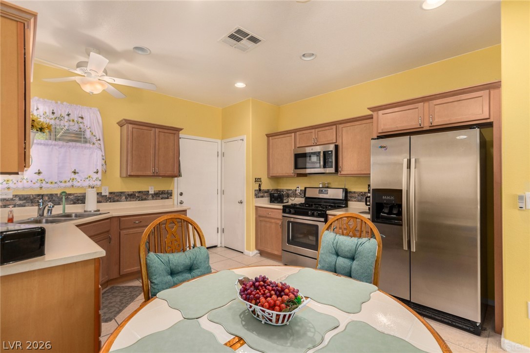 5911 Corbin Avenue Las Vegas NV 89122
