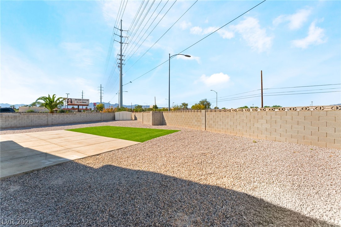 2396 Valley Drive Las Vegas NV 89108