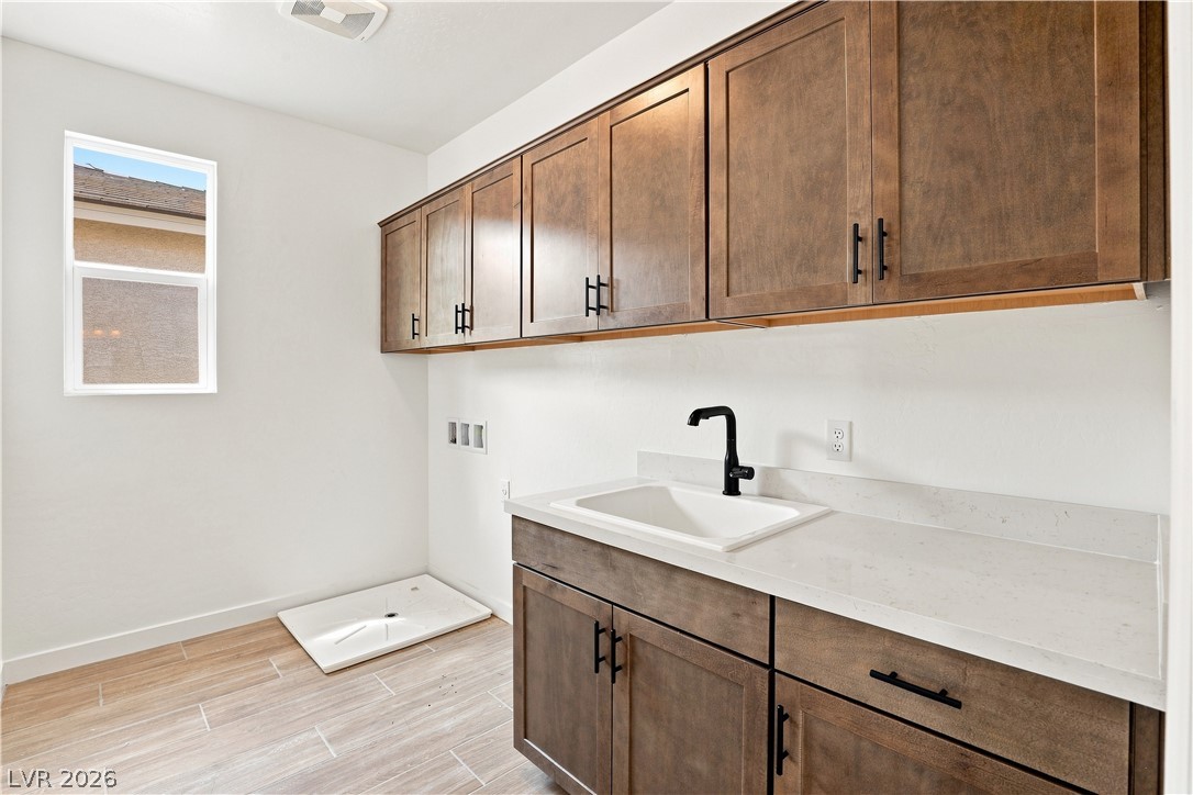8219 Dwayne Frye Street Las Vegas NV 89148
