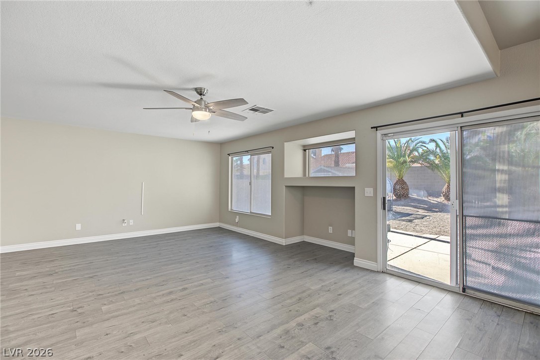 1619 Silver Falls Avenue Las Vegas NV 89123