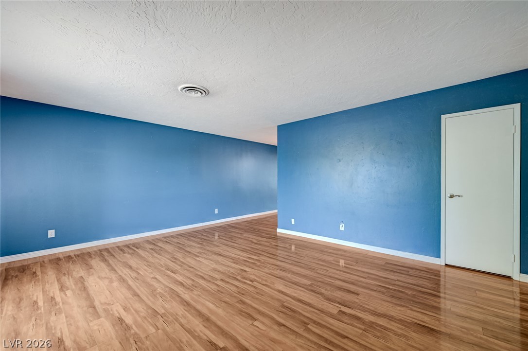 1209 Meadbrook Street Las Vegas NV 89110