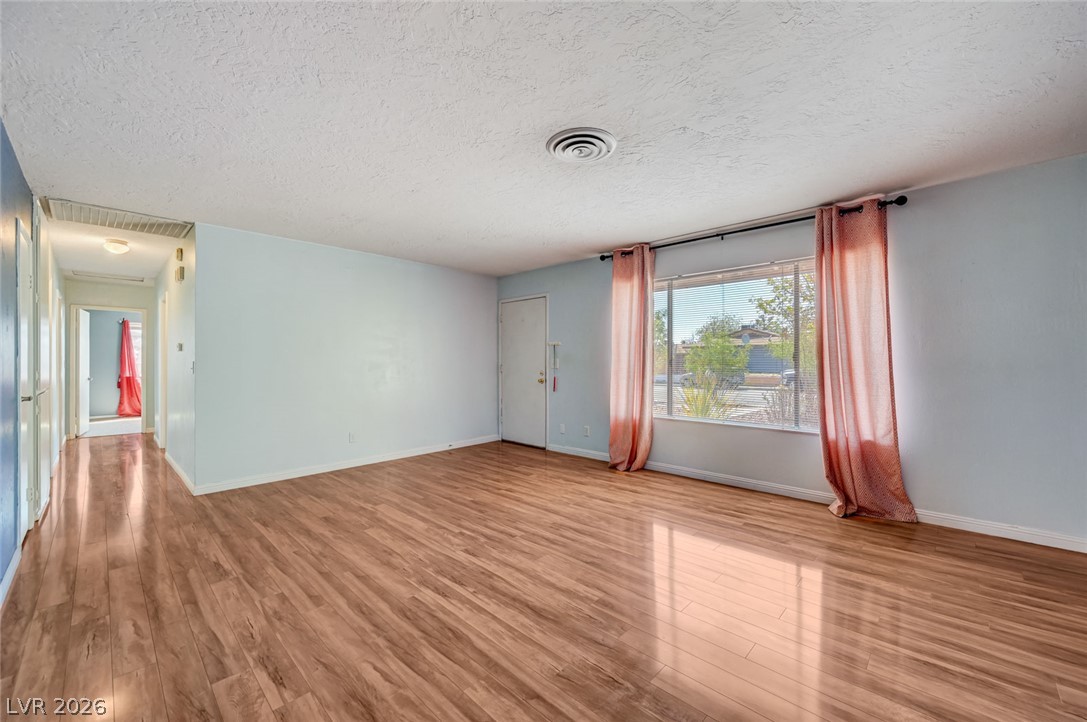 1209 Meadbrook Street Las Vegas NV 89110