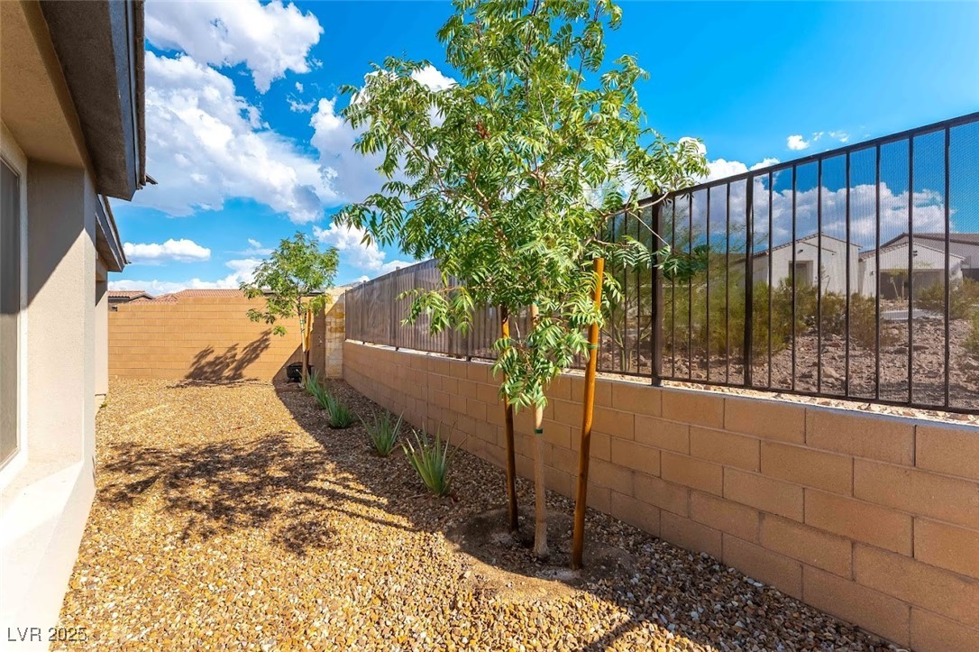 127 Crimson Cactus Avenue Henderson NV 89011