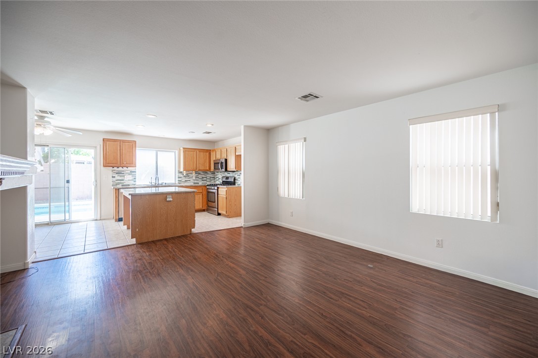 10127 Yellow Canary Avenue Las Vegas NV 89117