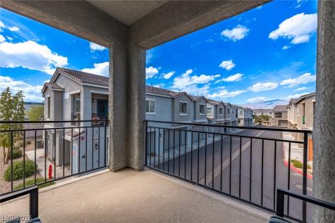 2715 Amazing Meadows Avenue 2181 North Las Vegas NV 89031