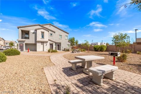 2715 Amazing Meadows Avenue 2181 North Las Vegas NV 89031