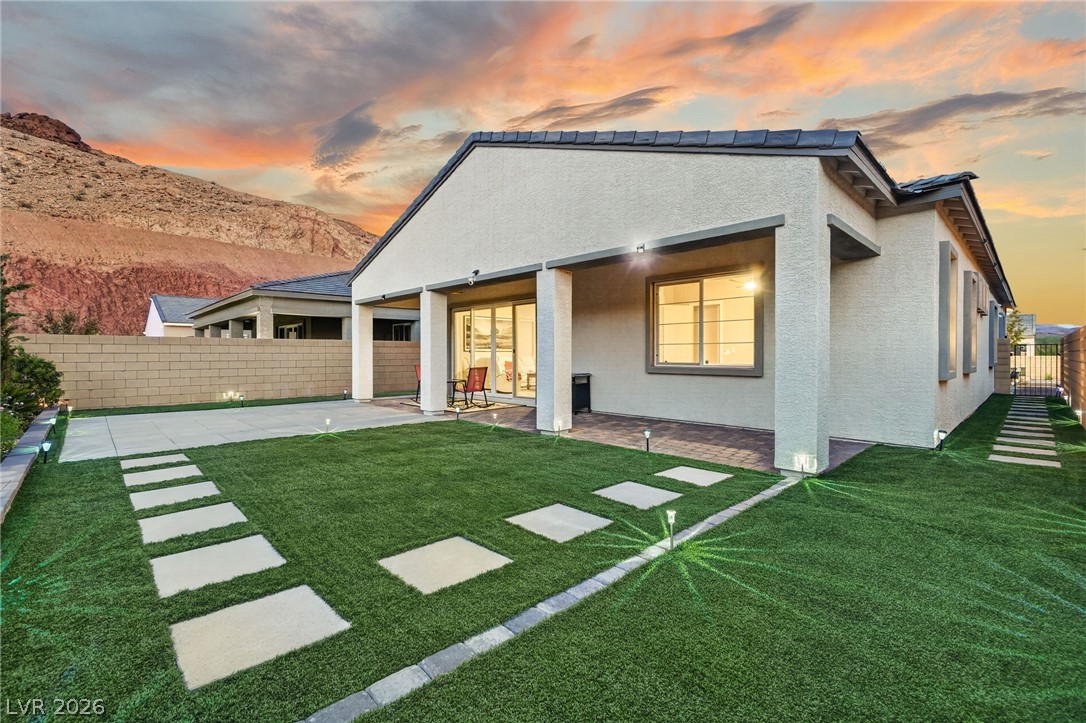 72 Navajo Bridge Lane Henderson NV 89011