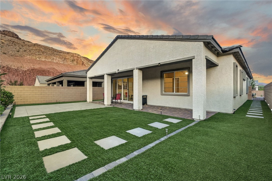 72 Navajo Bridge Lane Henderson NV 89011
