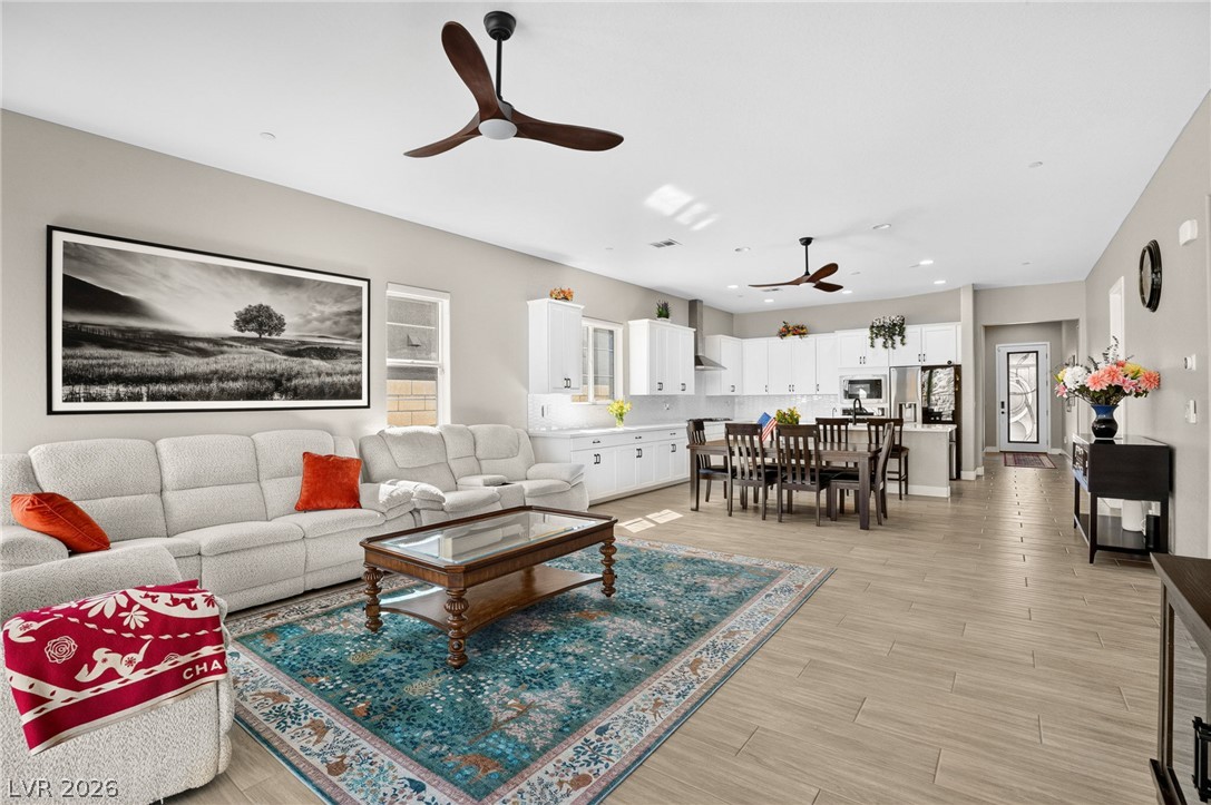 72 Navajo Bridge Lane Henderson NV 89011