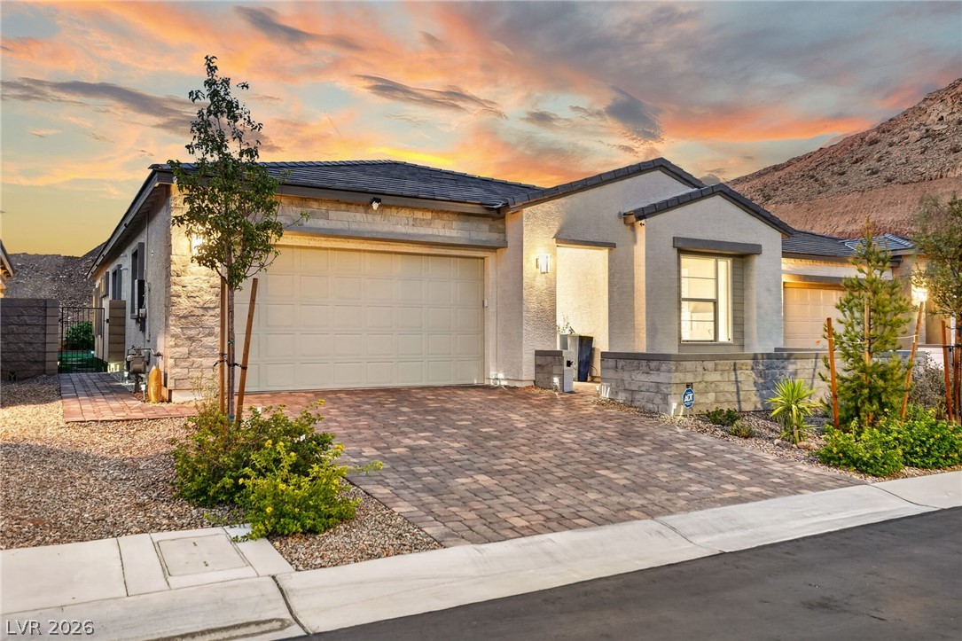72 Navajo Bridge Lane Henderson NV 89011