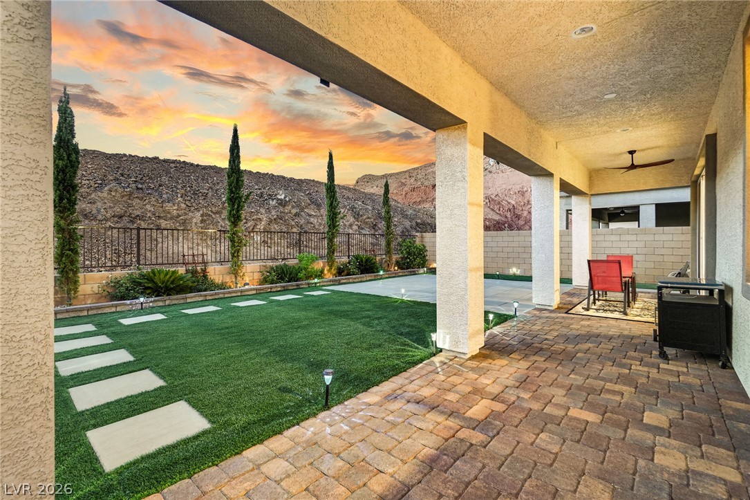 72 Navajo Bridge Lane Henderson NV 89011