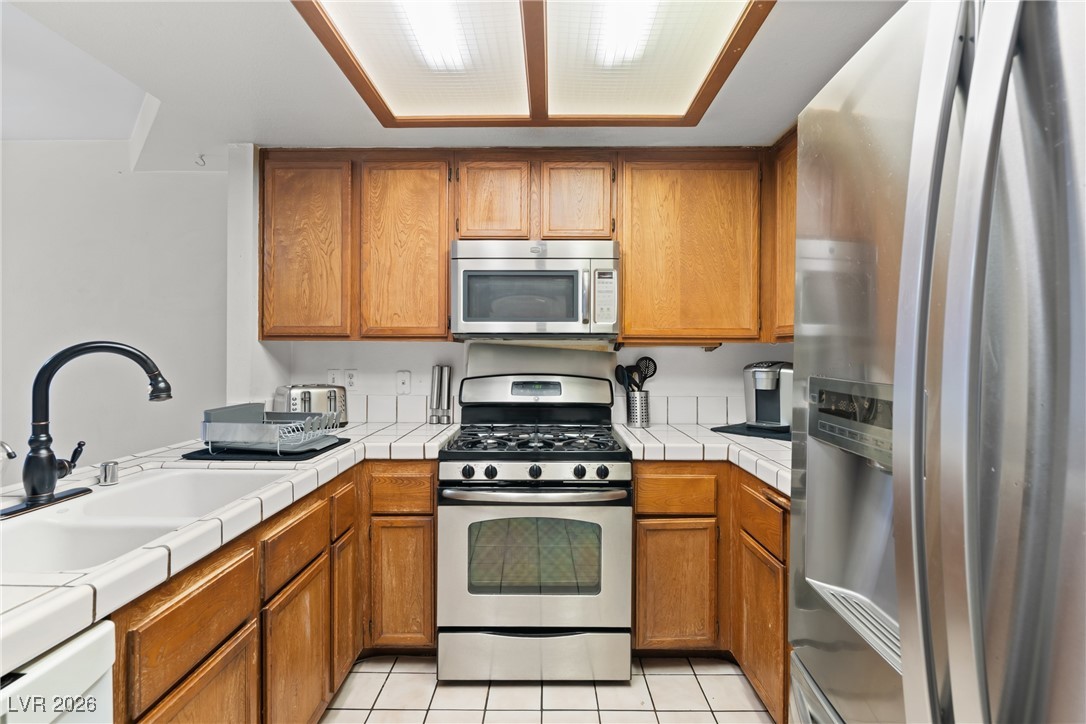 3212 Ivory Coast Drive Las Vegas NV 89117