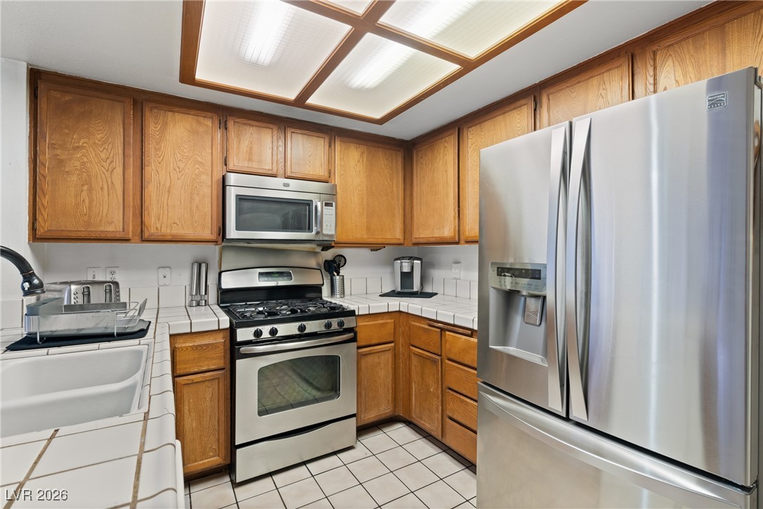3212 Ivory Coast Drive Las Vegas NV 89117