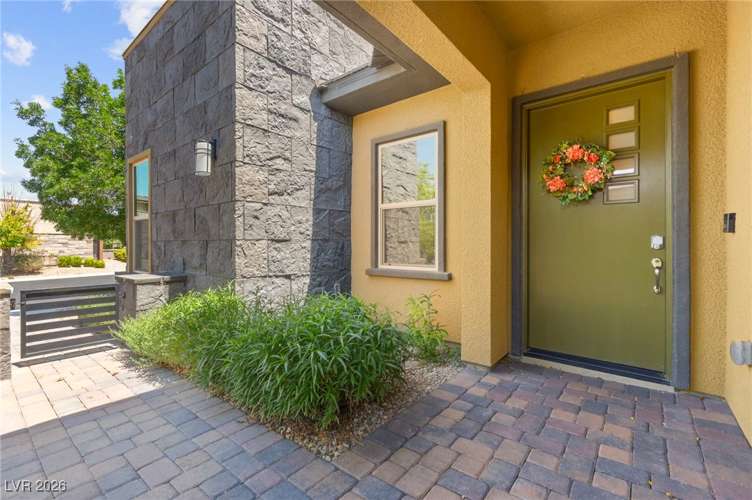 6810 Silver Crescent Street Las Vegas NV 89148