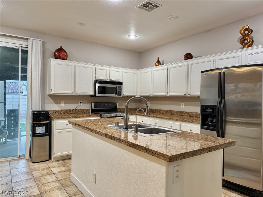 8345 Palace Heights Avenue Las Vegas NV 89117