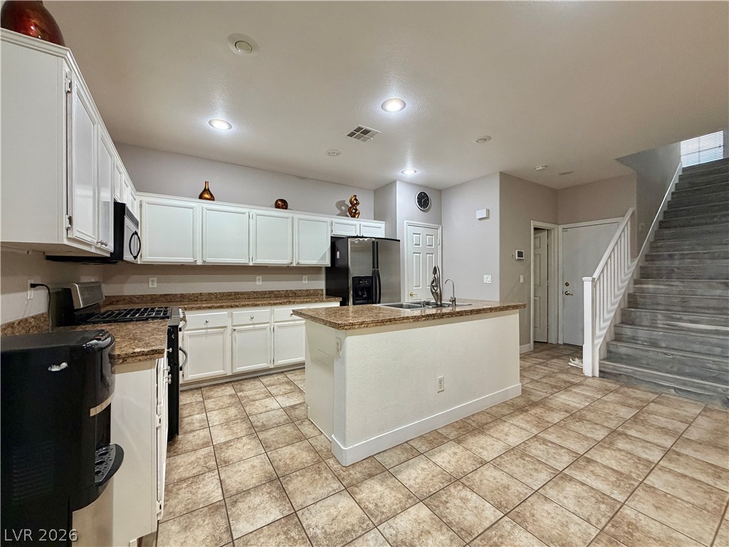 8345 Palace Heights Avenue Las Vegas NV 89117
