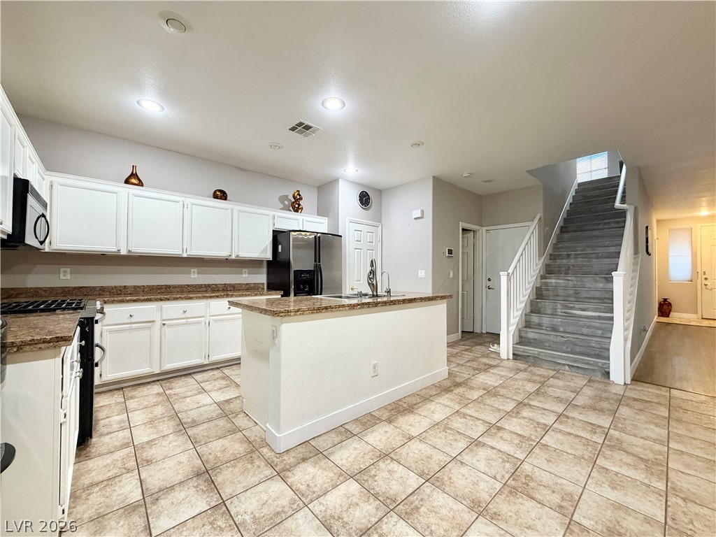 8345 Palace Heights Avenue Las Vegas NV 89117