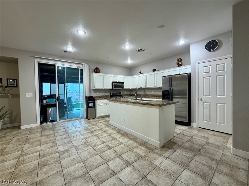 8345 Palace Heights Avenue Las Vegas NV 89117