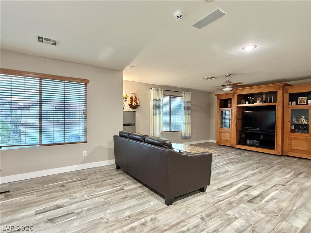 8345 Palace Heights Avenue Las Vegas NV 89117