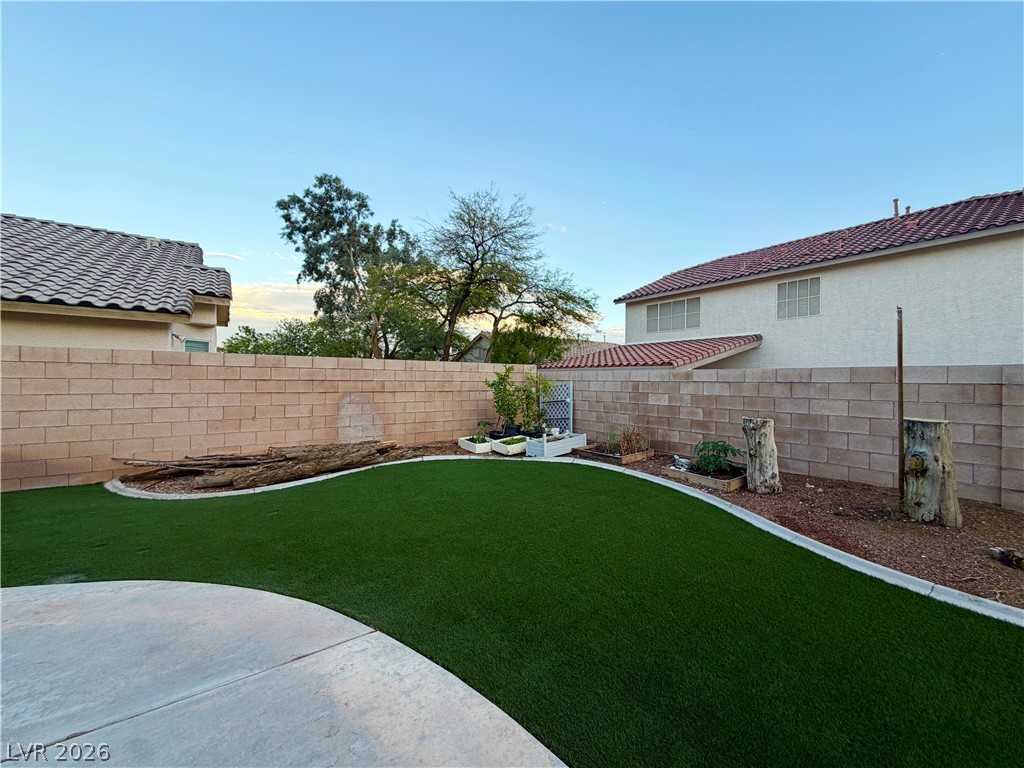 8345 Palace Heights Avenue Las Vegas NV 89117