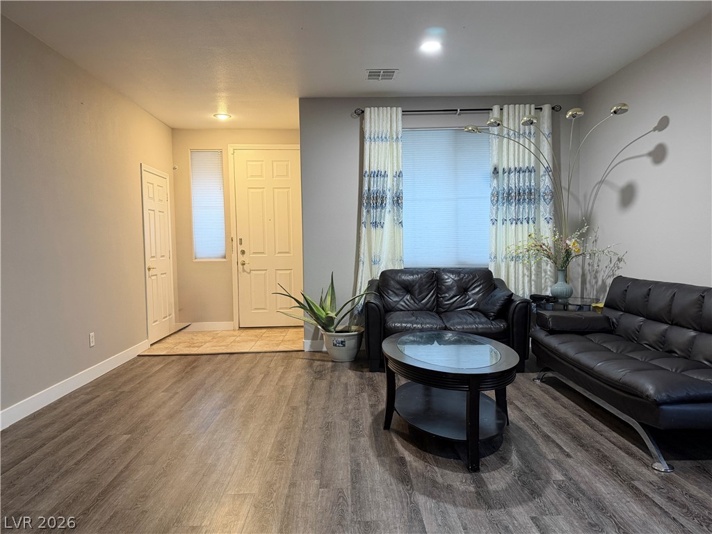 8345 Palace Heights Avenue Las Vegas NV 89117