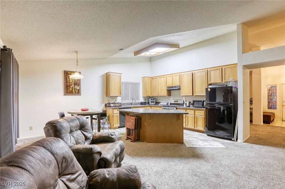 3817 Dauntless Drive North Las Vegas NV 89031