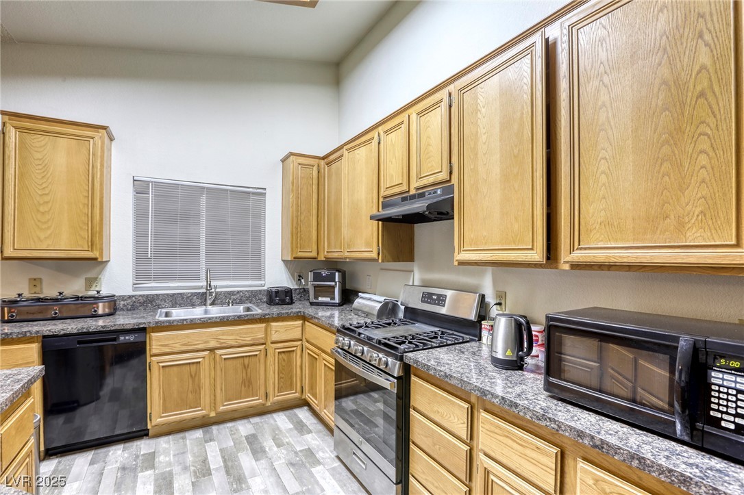 3817 Dauntless Drive North Las Vegas NV 89031