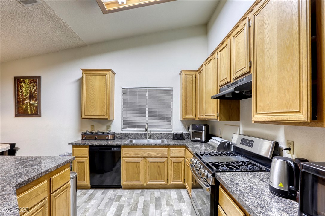 3817 Dauntless Drive North Las Vegas NV 89031