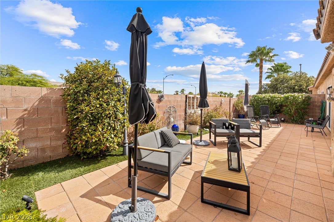 9616 Emeraude Avenue Las Vegas NV 89147