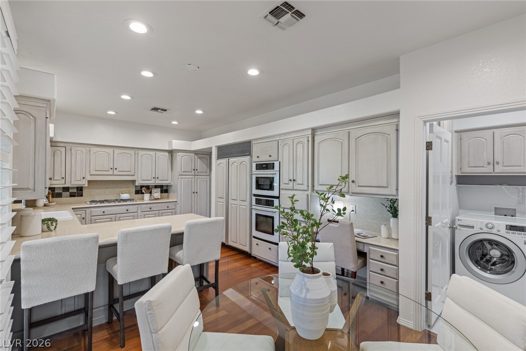 8325 Turtle Creek Circle Las Vegas NV 89113