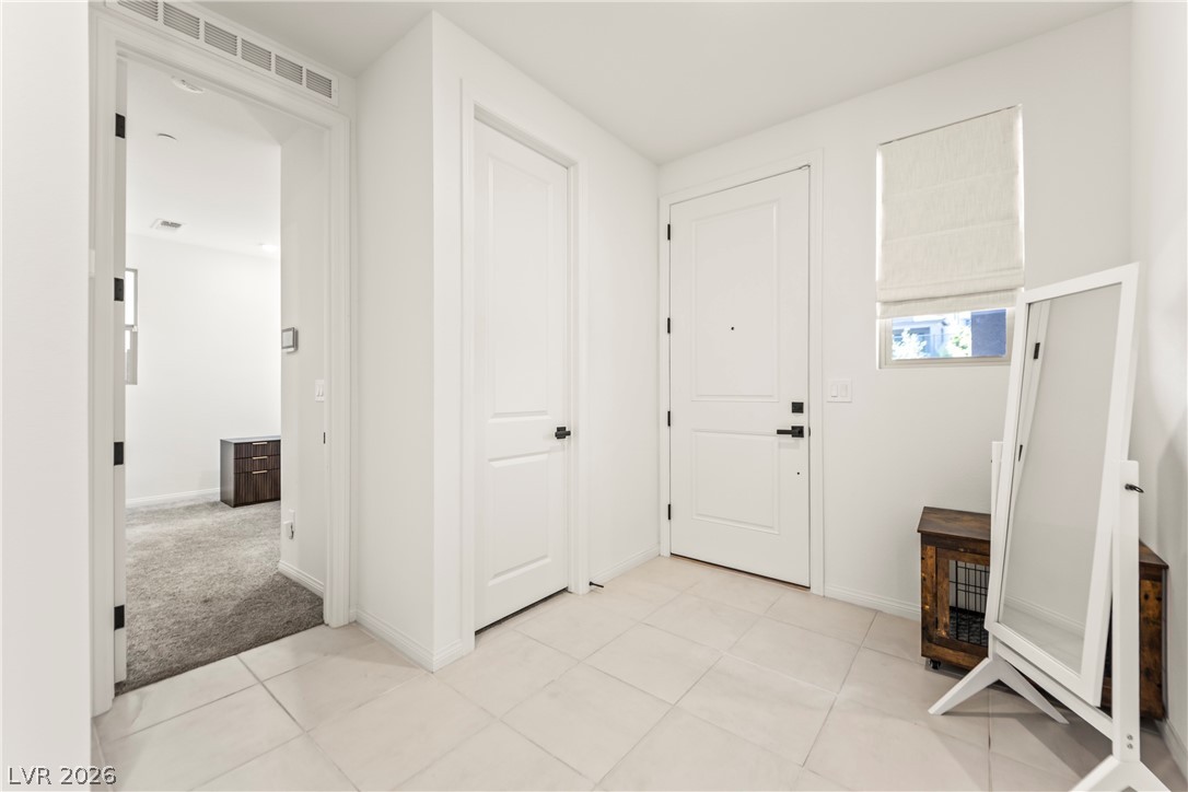 1537 Little Penguin Street Las Vegas NV 89138