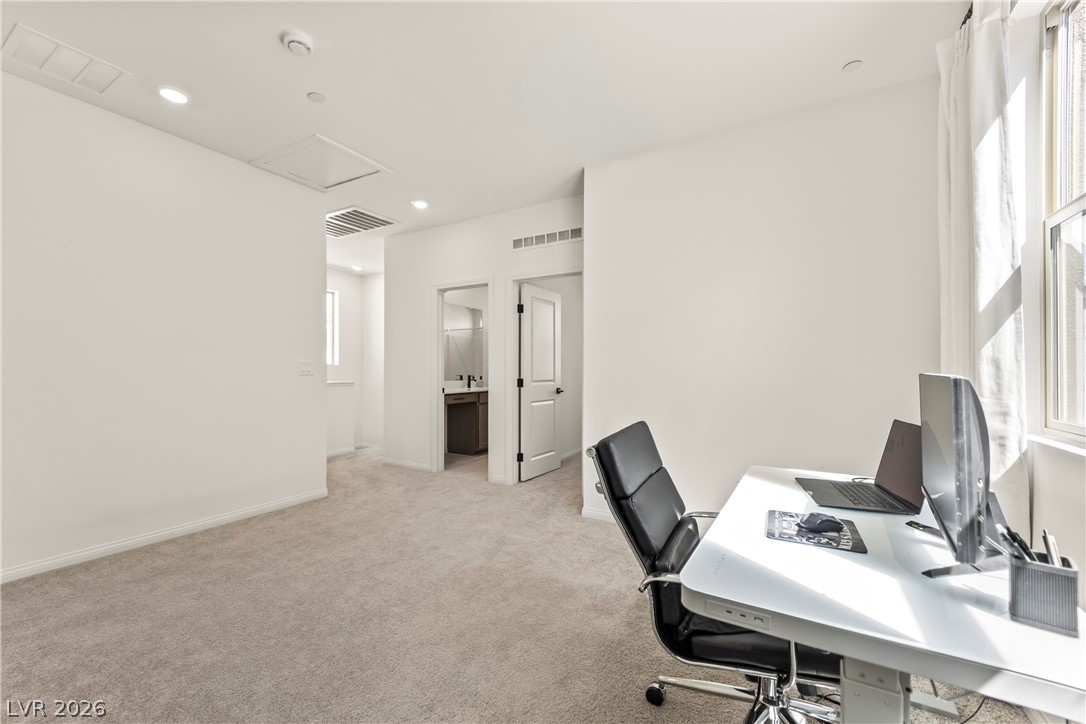 1537 Little Penguin Street Las Vegas NV 89138