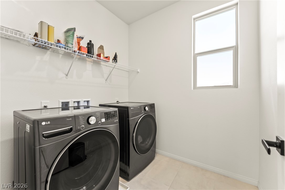 1537 Little Penguin Street Las Vegas NV 89138