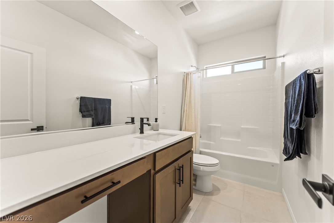 1537 Little Penguin Street Las Vegas NV 89138