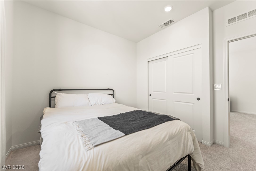 1537 Little Penguin Street Las Vegas NV 89138