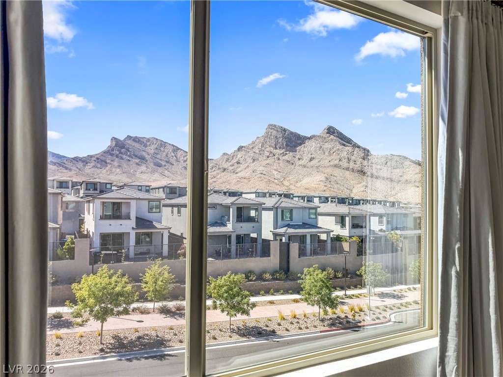 1537 Little Penguin Street Las Vegas NV 89138