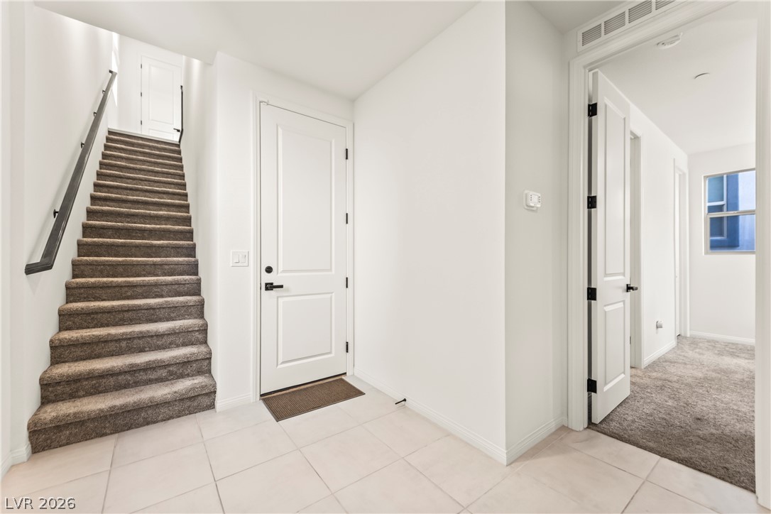 1537 Little Penguin Street Las Vegas NV 89138