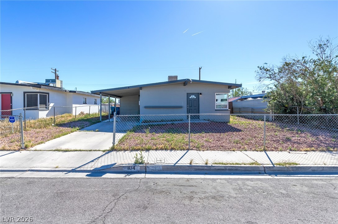 104 Stanford St Street Las Vegas NV 89107