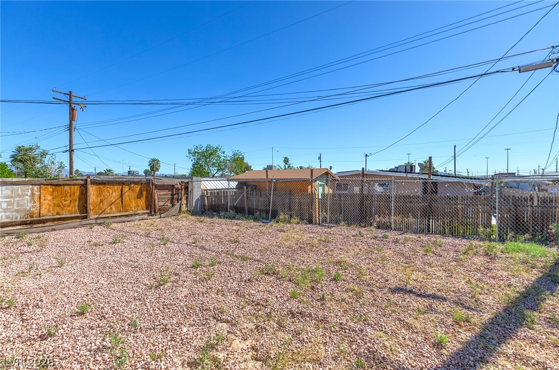 104 Stanford St Street Las Vegas NV 89107