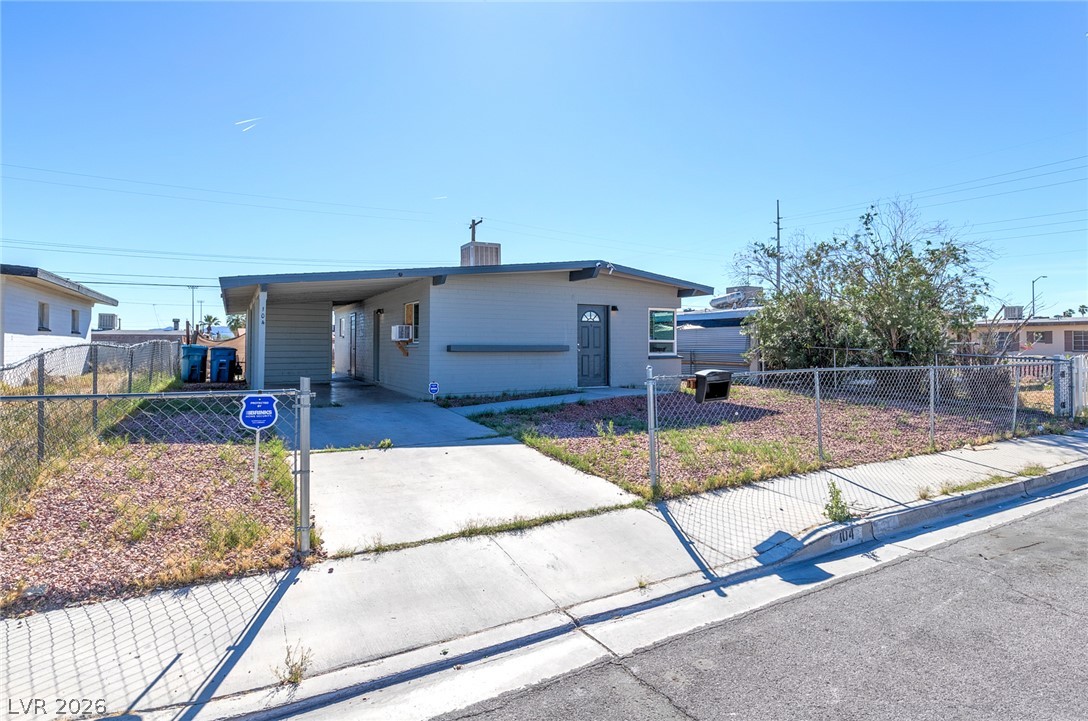 104 Stanford St Street Las Vegas NV 89107